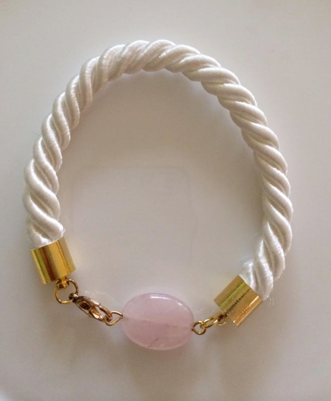 White rope bracelet with rose quartz