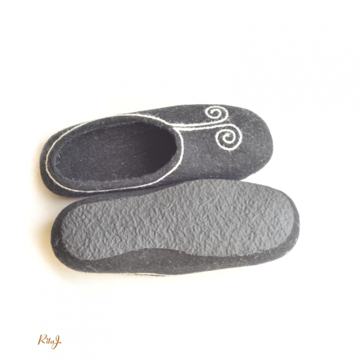 Felt slippers / felted slippers Swirl picture no. 3
