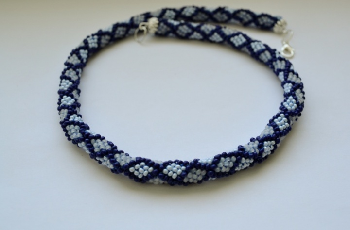 Crocheted necklace picture no. 2