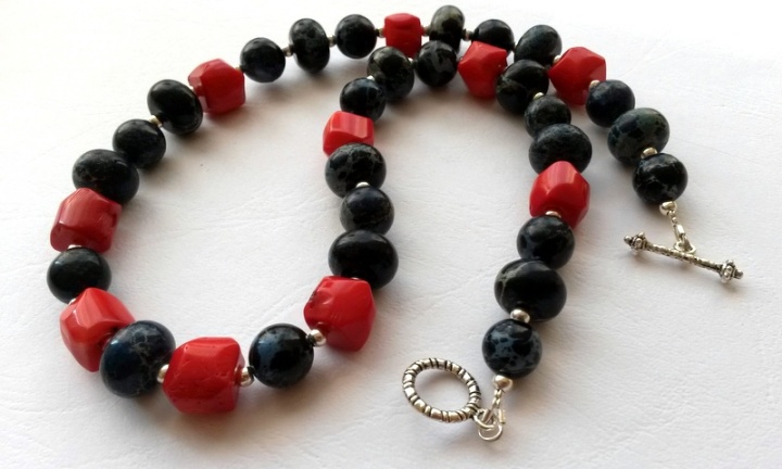 Necklace picture no. 2