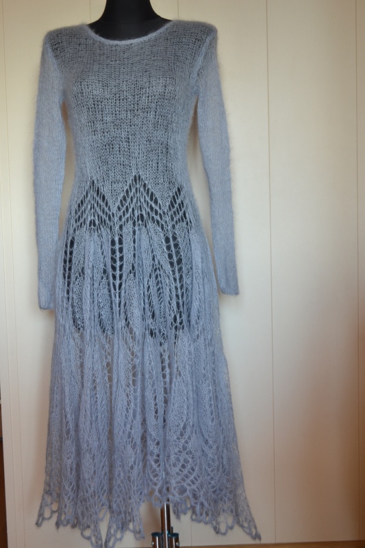 mocherine dress picture no. 3