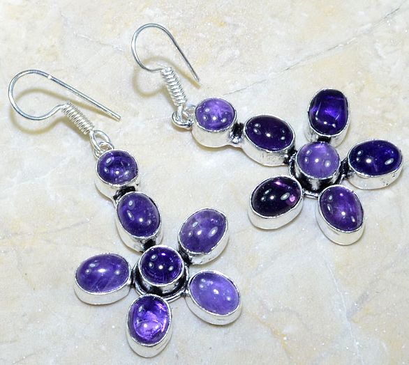 Earrings with amethyst