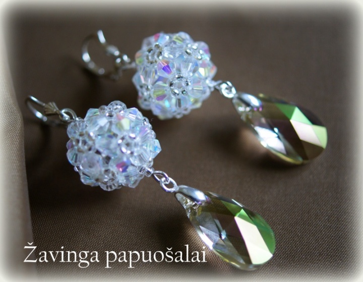 Bubbles earrings with crystals