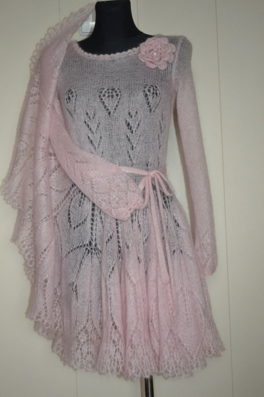mocherine dress picture no. 2