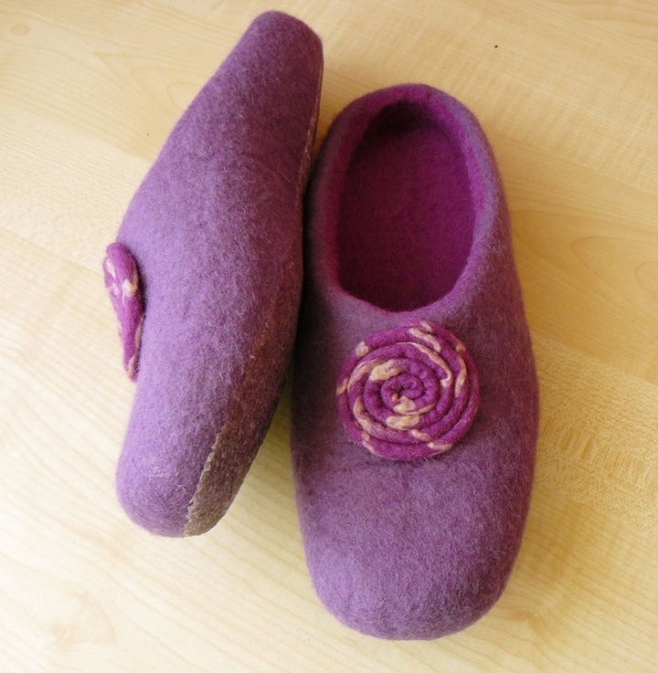 Slippers women picture no. 2