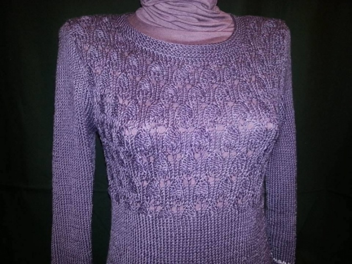 Knitted dress picture no. 2