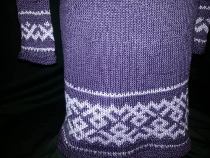 Knitted dress picture no. 3