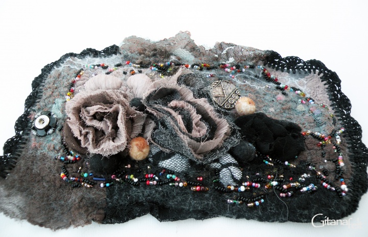 Felted bracelet " Rose "