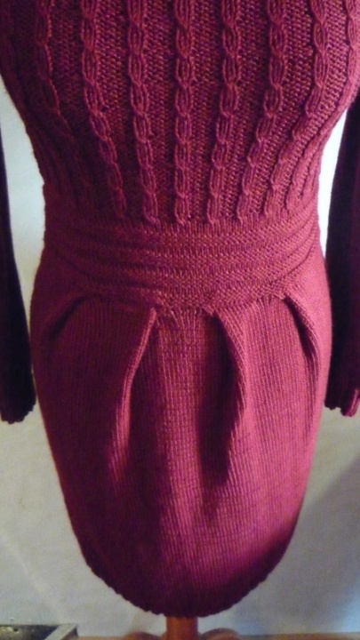 burgundy dress picture no. 3