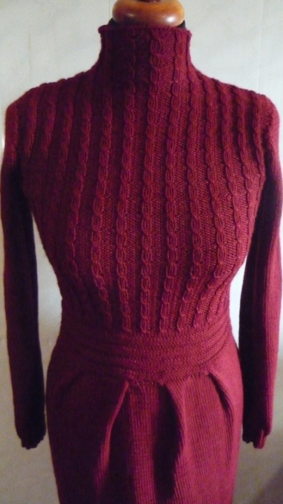 burgundy dress picture no. 2