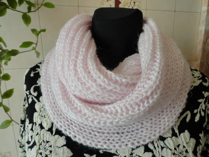 knitted scarf-sleeves Tenderness