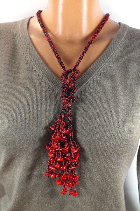 Crocheted black-red necklace with coral picture no. 2