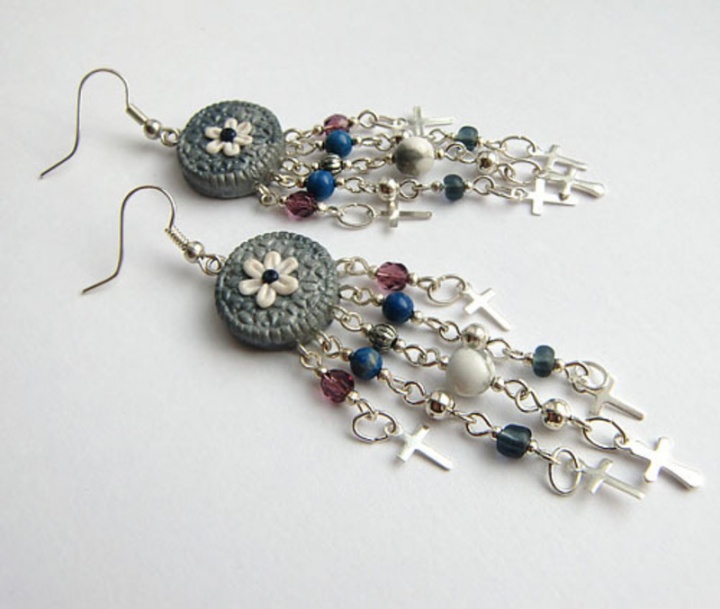 Earrings with small crosses picture no. 2