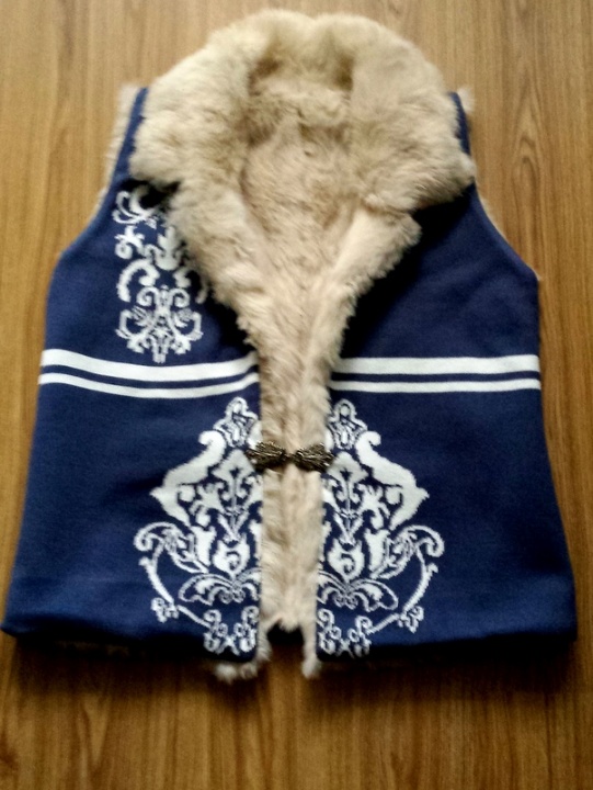 Female vest picture no. 2