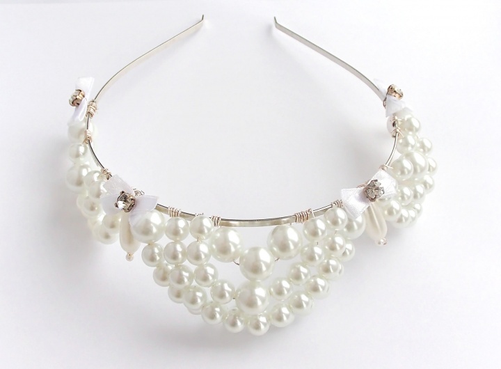 White pearl crown