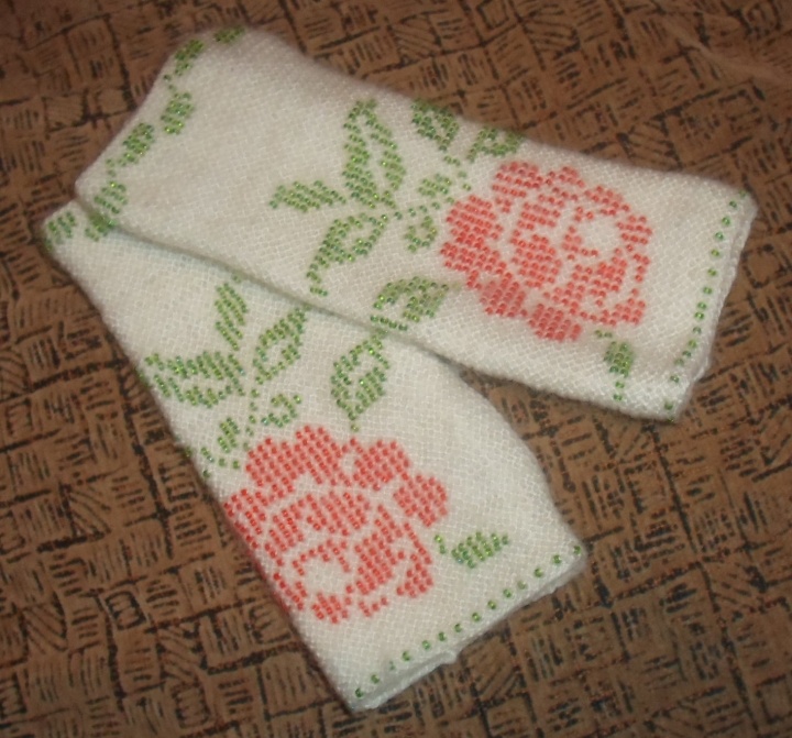 Hand warmers "Roses"