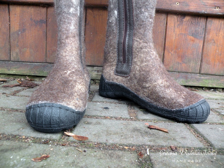 Felt Boots " Rusty " picture no. 2