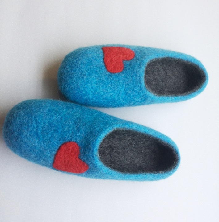 Slippers with Heart *
