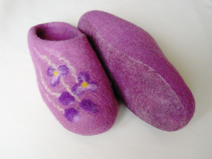 Felt slippers picture no. 3