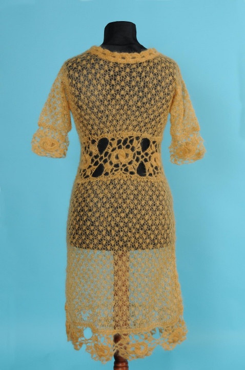 Amber dress picture no. 2