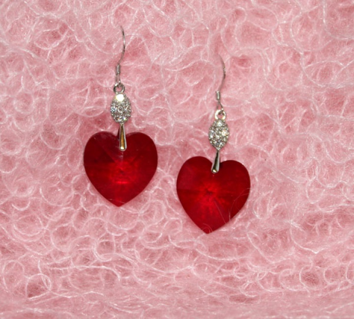 Earrings with Swarovski hearts picture no. 3