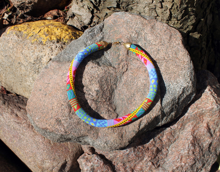 Rainbow beaded rope necklace - Bead crochet necklace with geometric pattern picture no. 3
