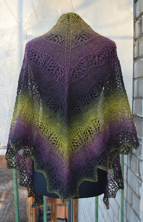 Knitted scarf