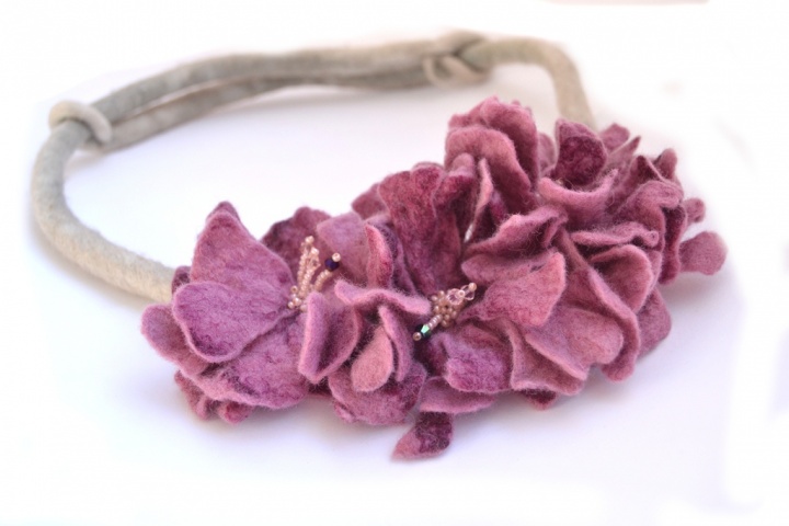 Veltas necklace " When blossom oil " picture no. 2