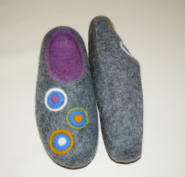 Felt slippers picture no. 3