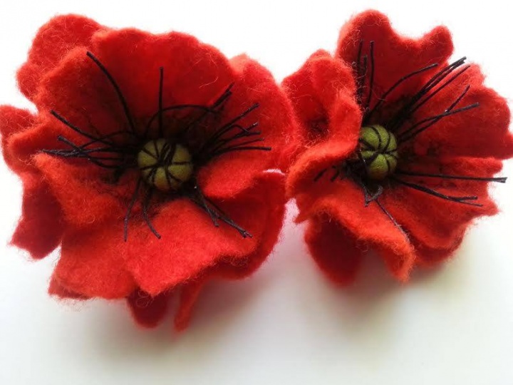 Flower-brooch " Poppy " picture no. 2