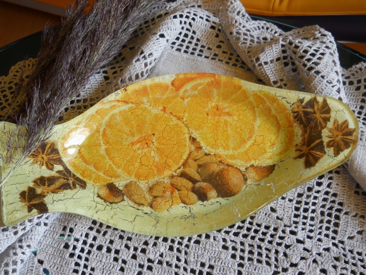 decorated with fish-shaped dish