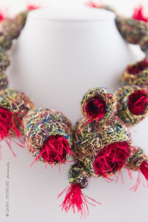 Necklace - cactus flowers picture no. 2