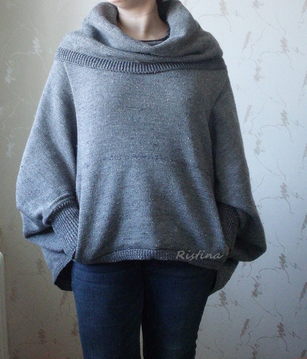 Sweater with pockets, wide collar picture no. 2