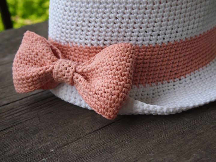 Summer cloche crochet hat picture no. 2