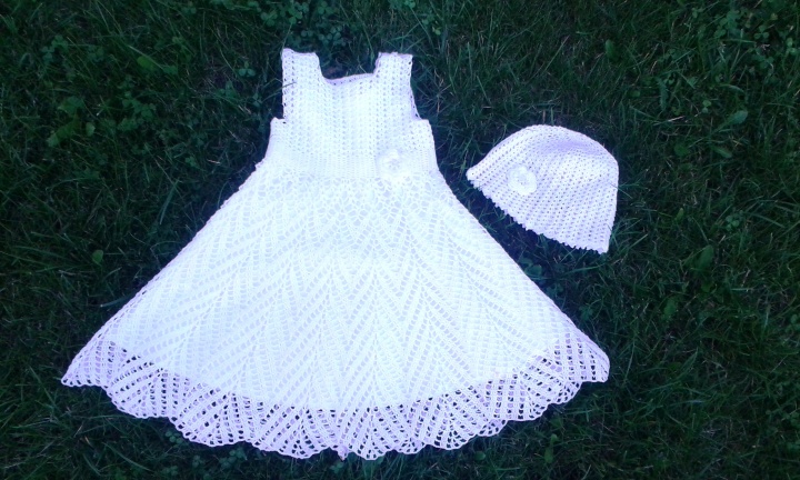 Cristening dress picture no. 2