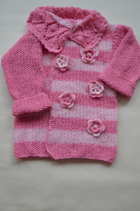 sweater -susiaustukas