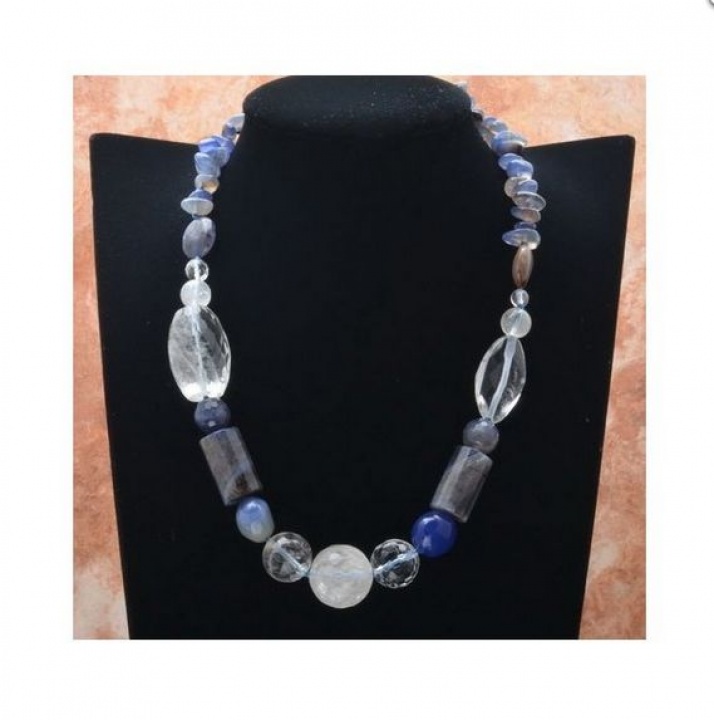 Masagaskaro necklace with agate, kalcedonu, crystal