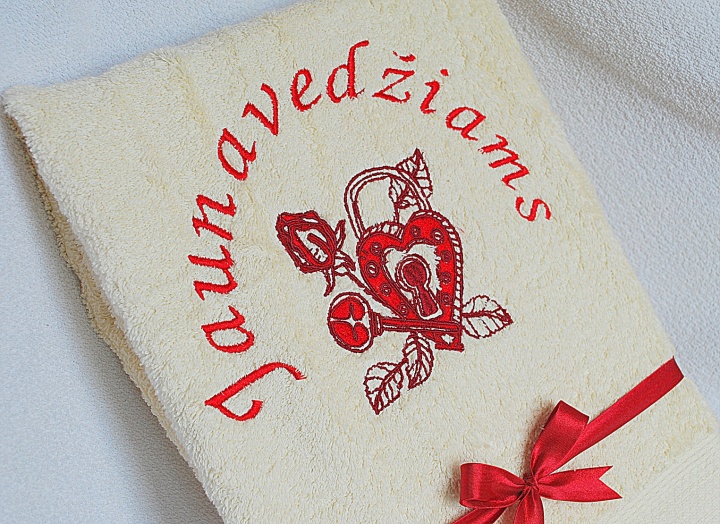 Embroidered towels - Just Married - wedding - Wedding Anniversary