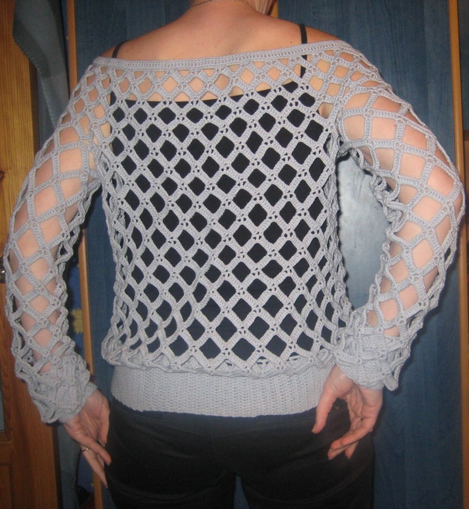 Crocheted sweater " Pilkutis " picture no. 2