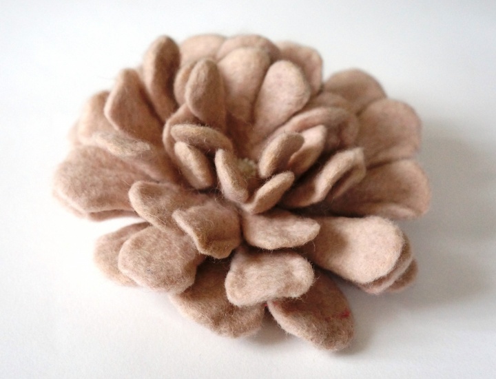 Felted flower brooch. Brooch for women or girl "Dahlias" picture no. 2