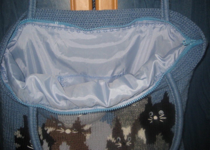Knitted handbag " katinukas " picture no. 3