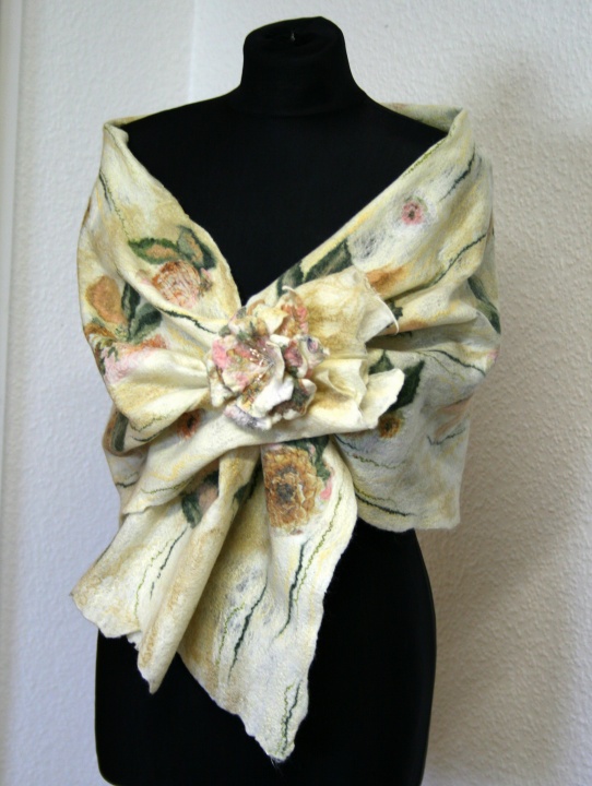 Autumn scarf ,, Rose ,,