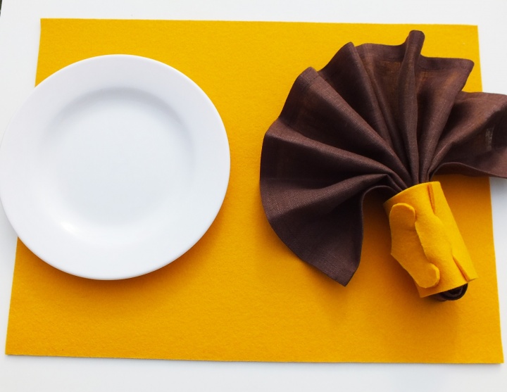 Ring tray and wipes
