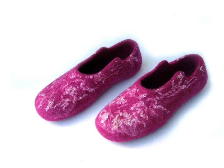 39 d. felted slippers Miranda
