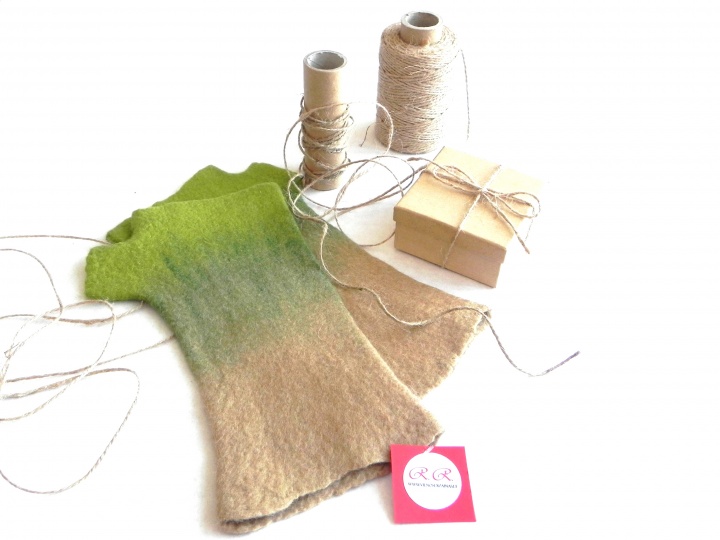 Riesines felted merino wool sand and green color combination