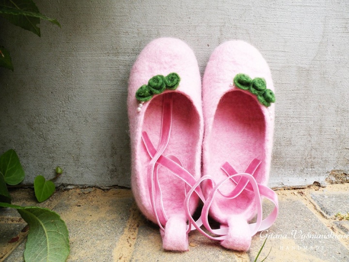 Felt shoes " & quot sisters; picture no. 3