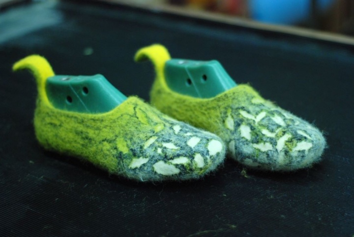 Felt slippers
