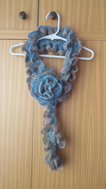 Openwork scarf