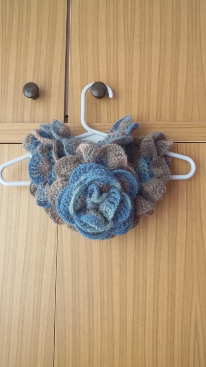 Openwork scarf picture no. 2