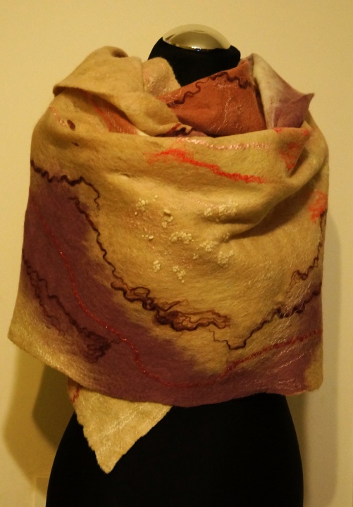 Merino wool cloak " Lilac " picture no. 3